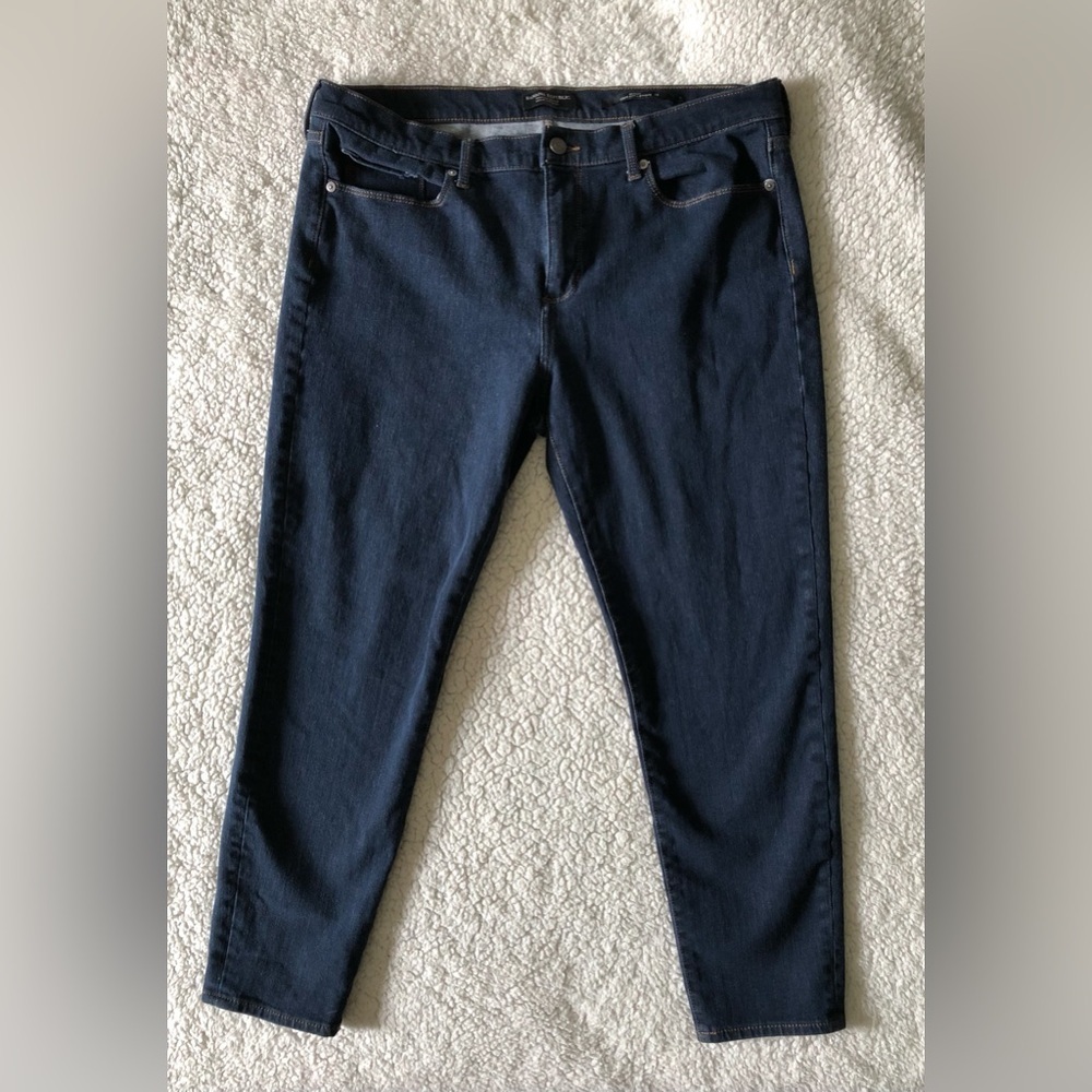 Banana Republic Women's Jeans Dark Blue Skinny Size 32 x 26